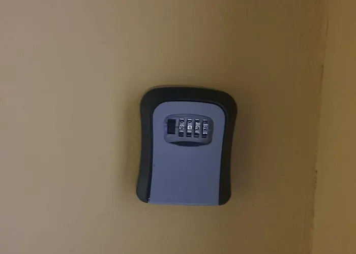 Lovely In The Center Τίρανα