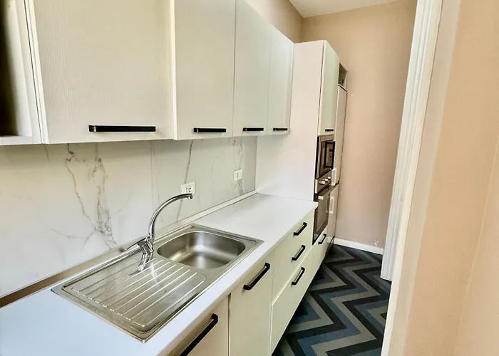 Lovely In The Center